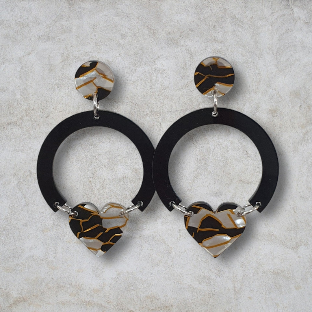 Black-pearl-gold heart Earrings